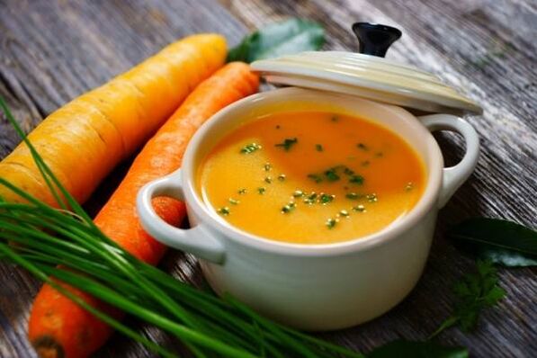 Пюре от супа от картофи и моркови в менюто на щадяща диета при гастрит